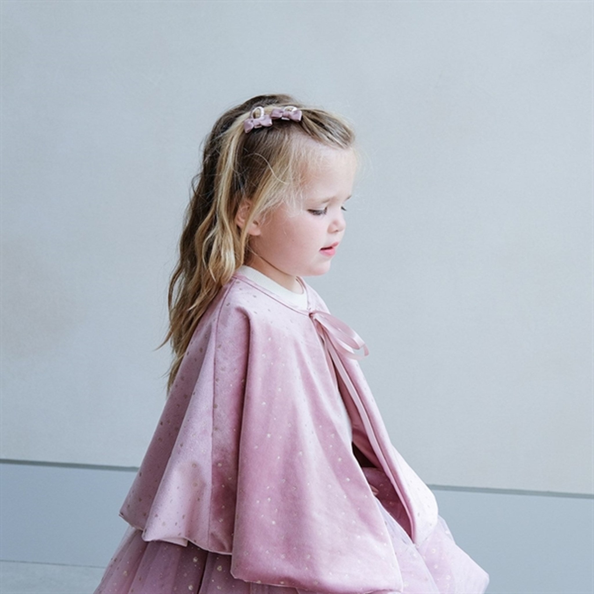 Mimi Lula Cape Velvet Princess Pink Luxe