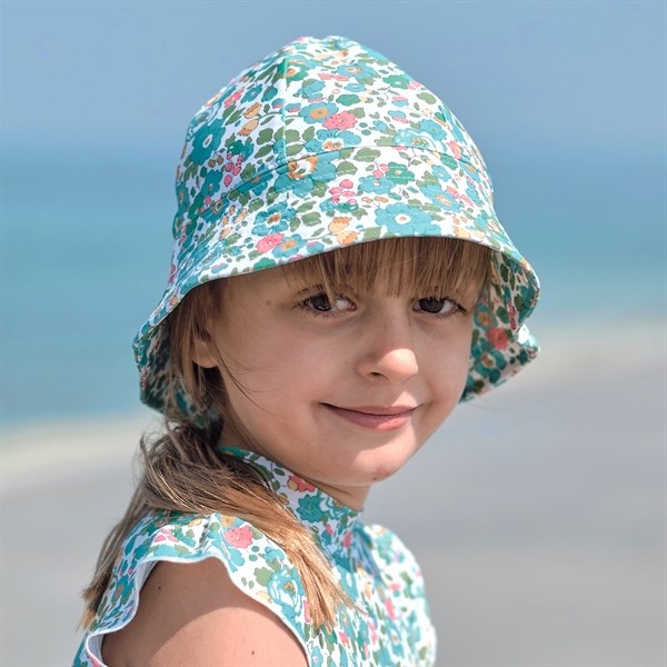 Petit Crabe Betsy D Frey Sun Hat Liberty© fabric 5