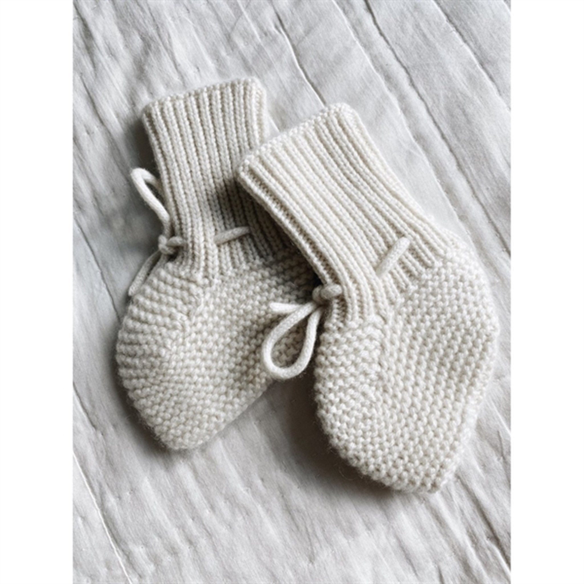 lalaby Natural Cashmere Alpha Slippers