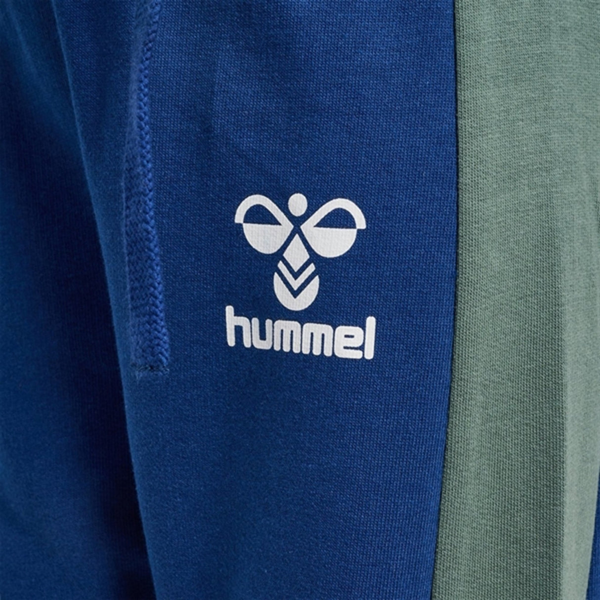 Hummel Navy Peony Finn Pants 2