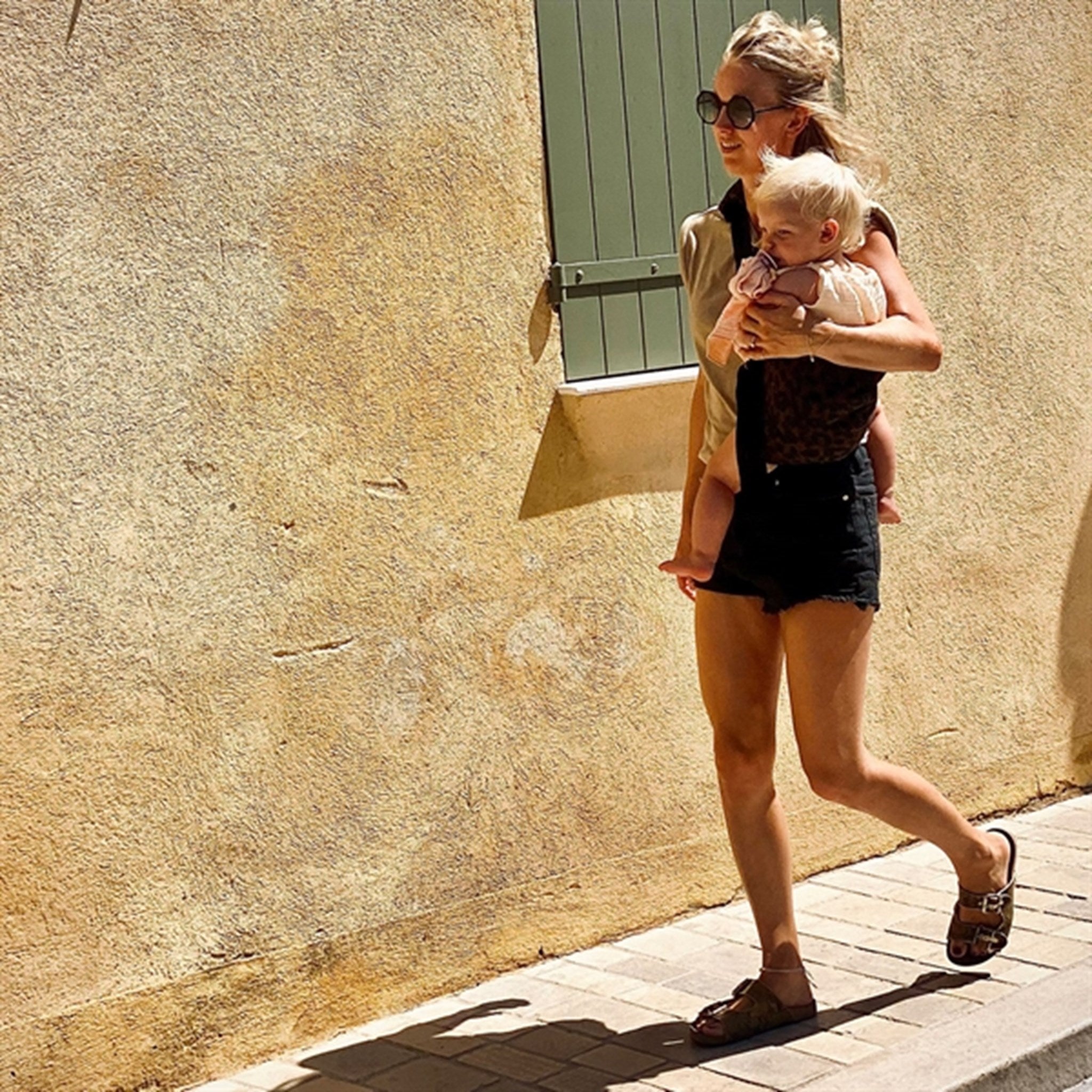 WILDRIDE ブラウンレオパード　　スリング アクティブキャリー プリントコレクション - Brown Leopard ブラウン