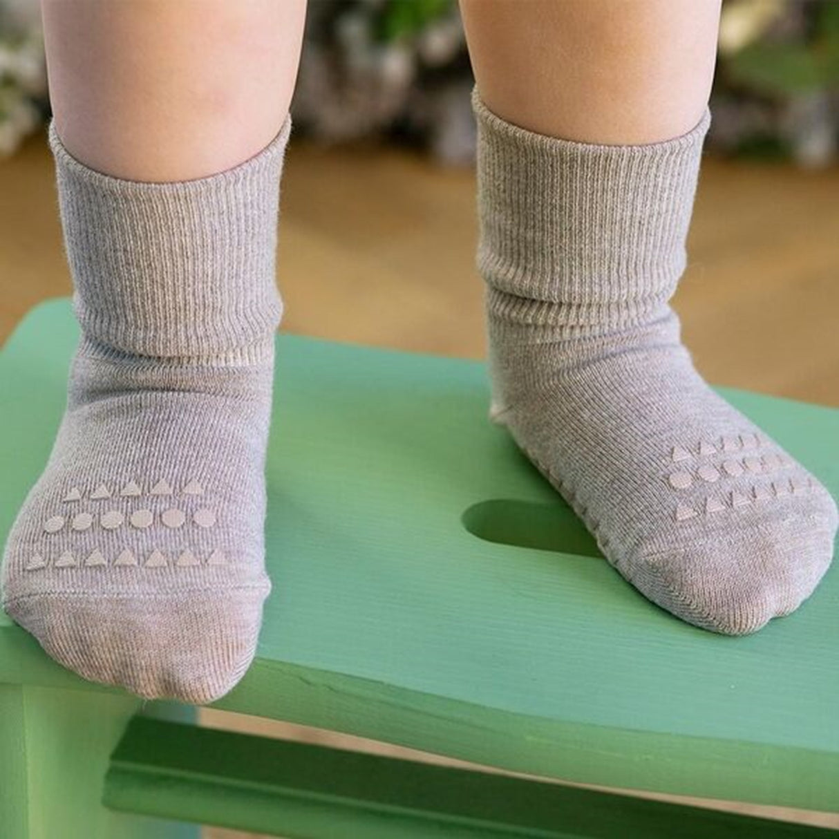 GObabyGO Bamboo Socks Antislip Sand 3