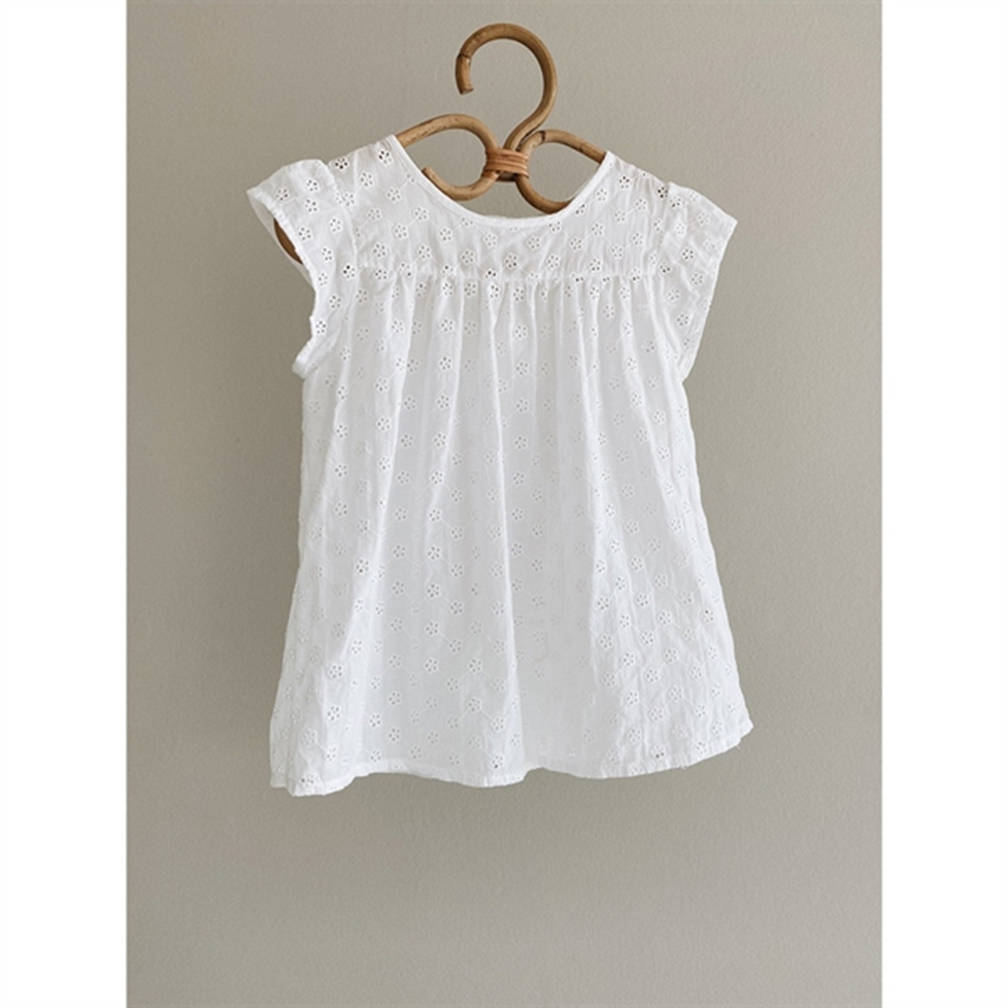 lalaby Natural white Daisy Top 2