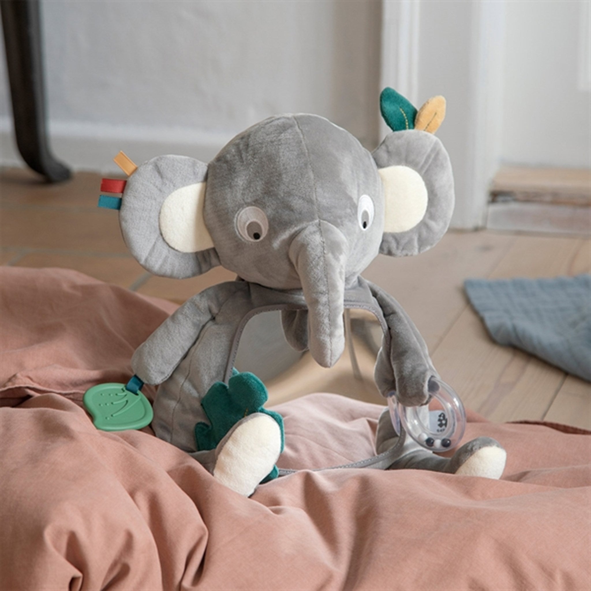 Sebra Activity Toy Finley The Elephant Grey 2
