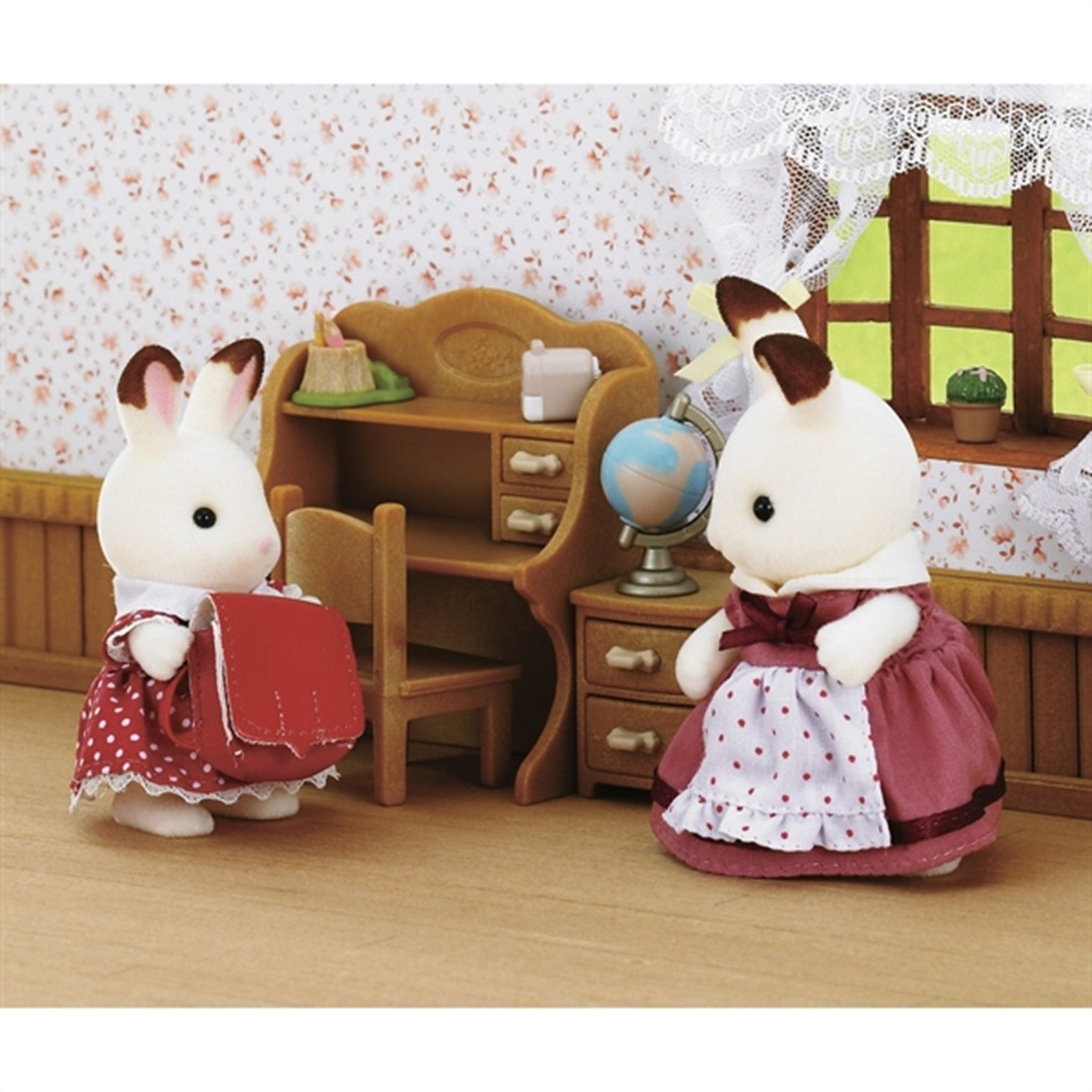 Sylvanian Families® Chocolate Rabbit Sister Set (Desk) 2