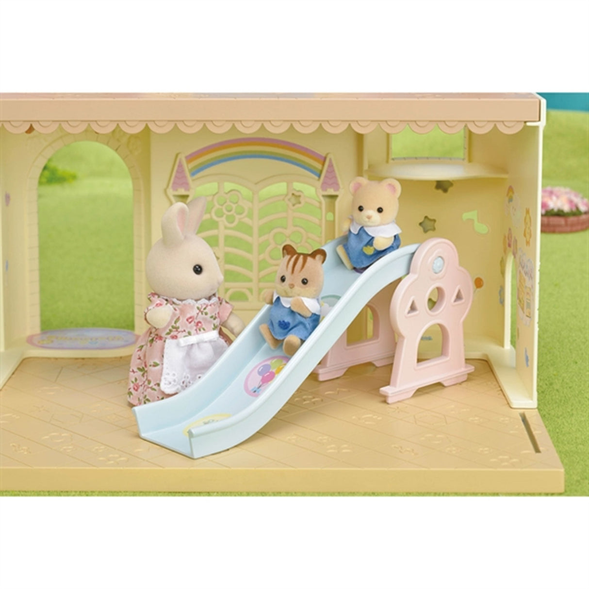 Sylvanian Families® Baby Castle Nursery