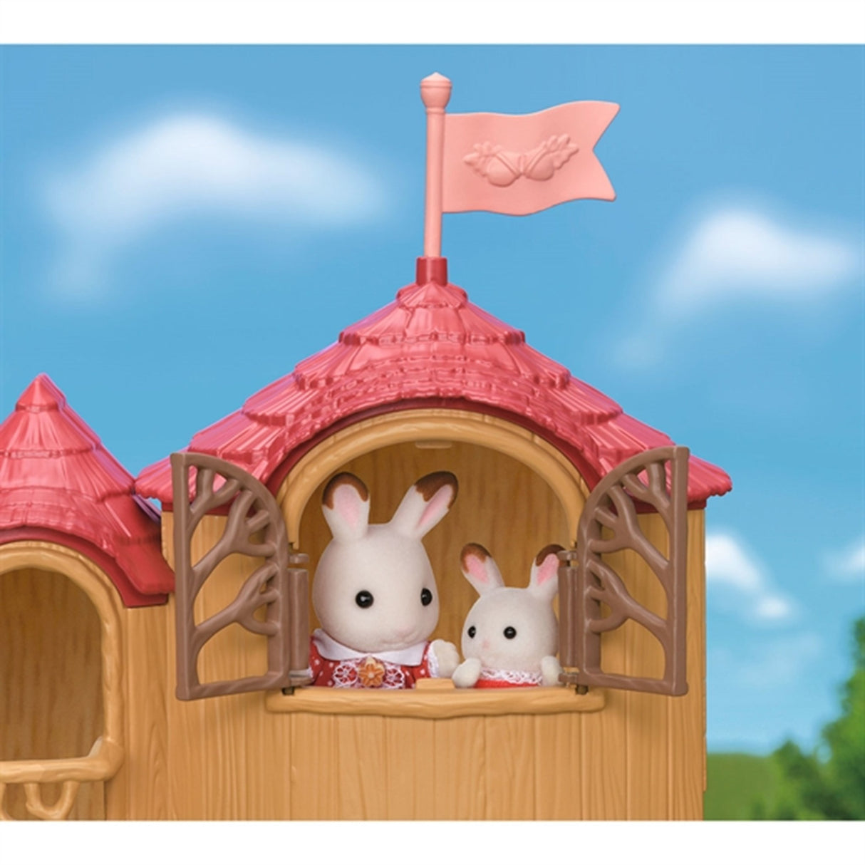 Sylvanian Families® Adventure Tree House