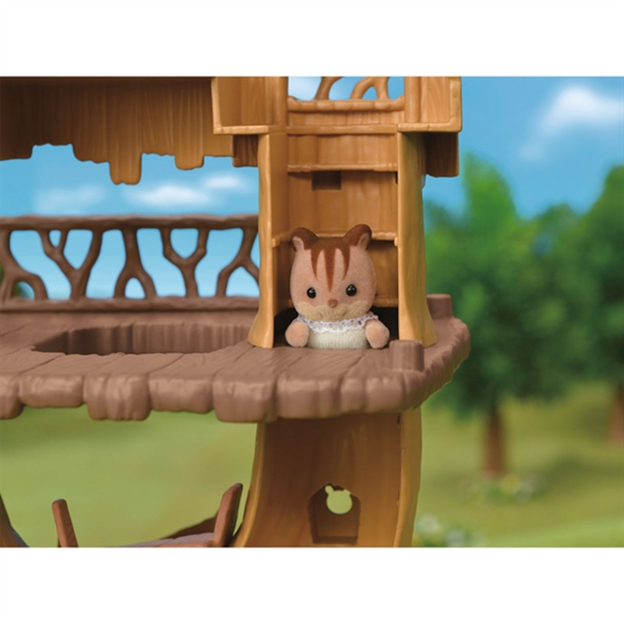 Sylvanian Families® Adventure Tree House