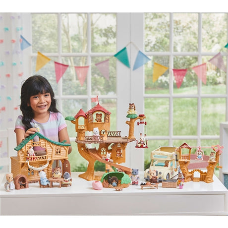 Sylvanian Families® Lakeside Lodge