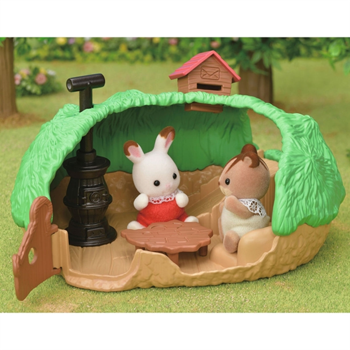 Sylvanian Families® Baby Hedgehog Hideout