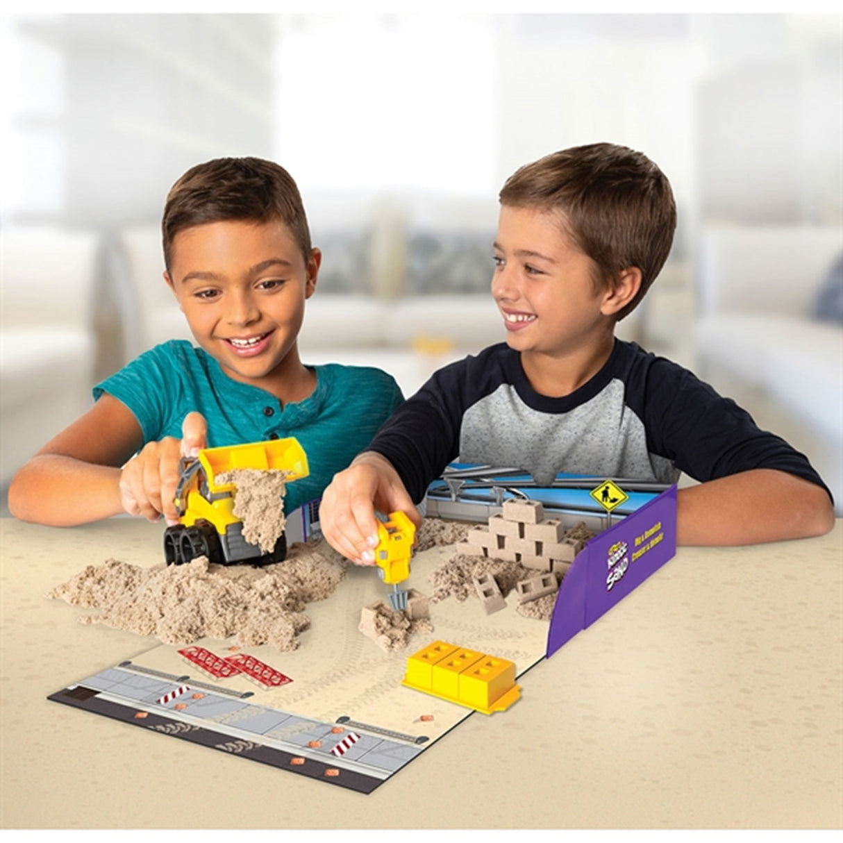 Kinetic Sand Dig and Demolish Set