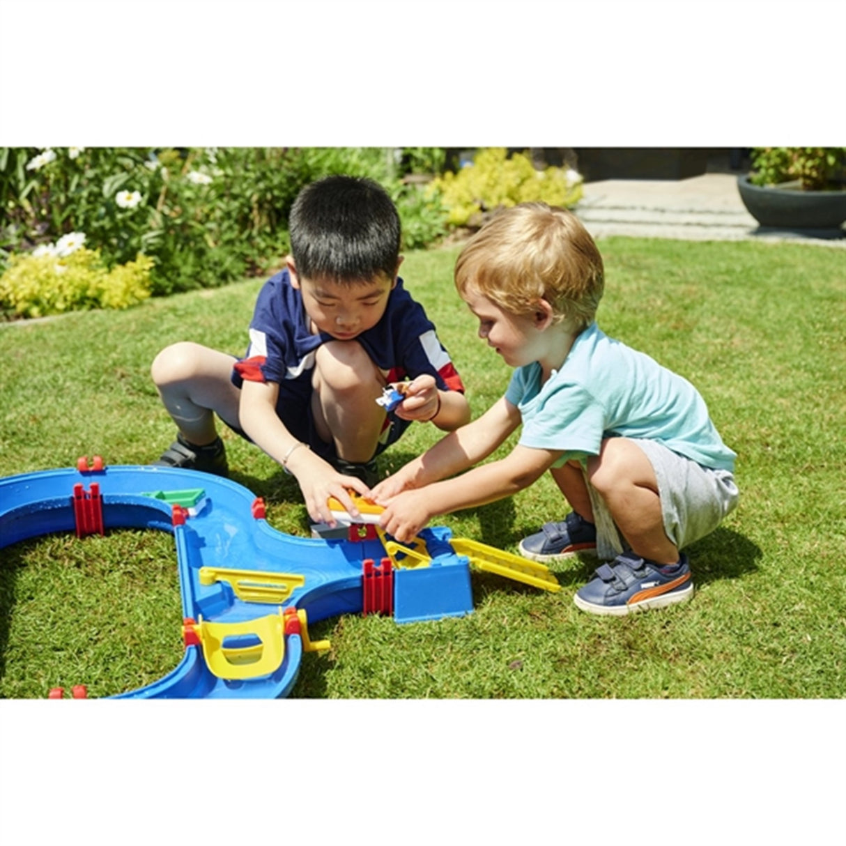 AquaPlay ContainerPort Waterway