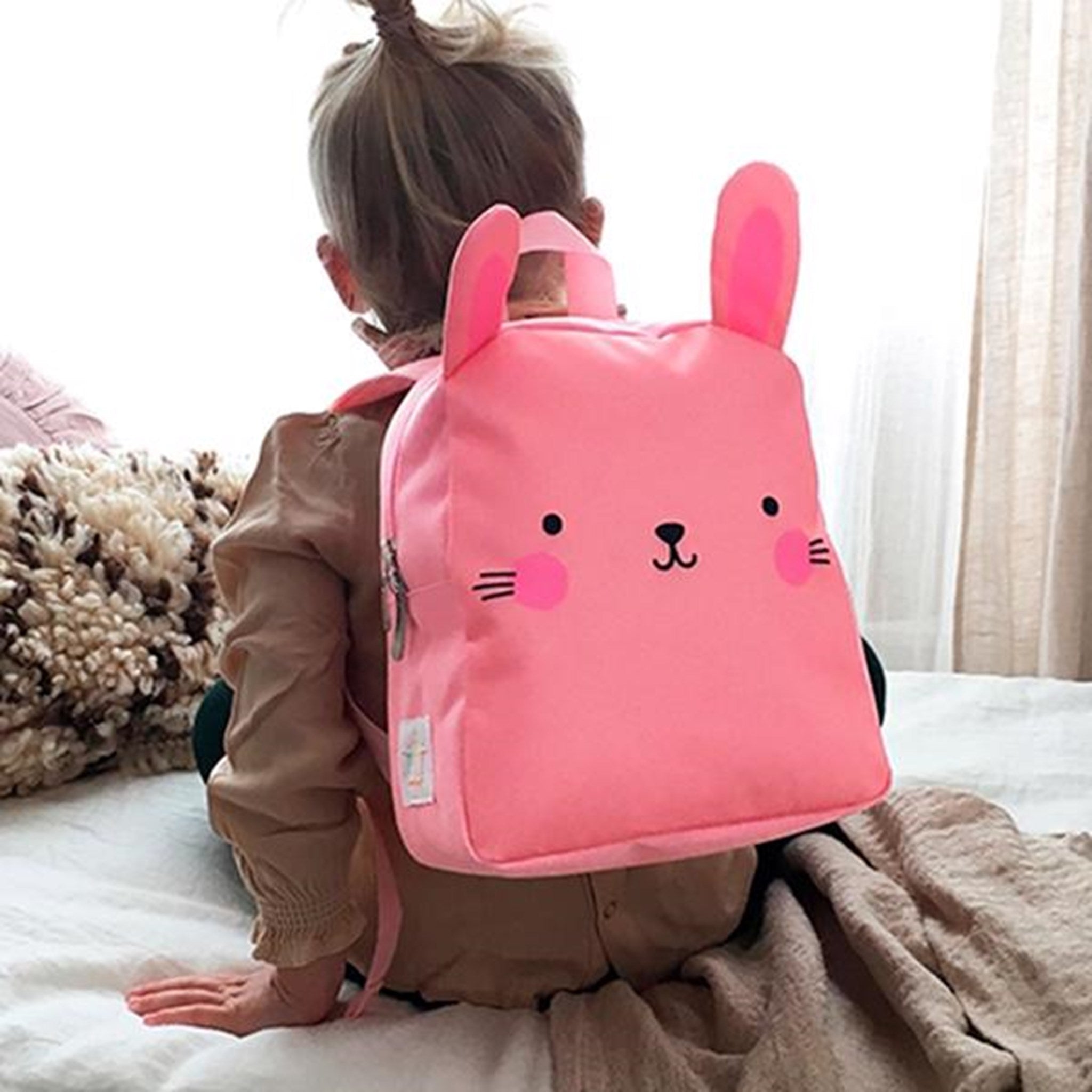 A Little Lovely Company Backpack Bunny 2