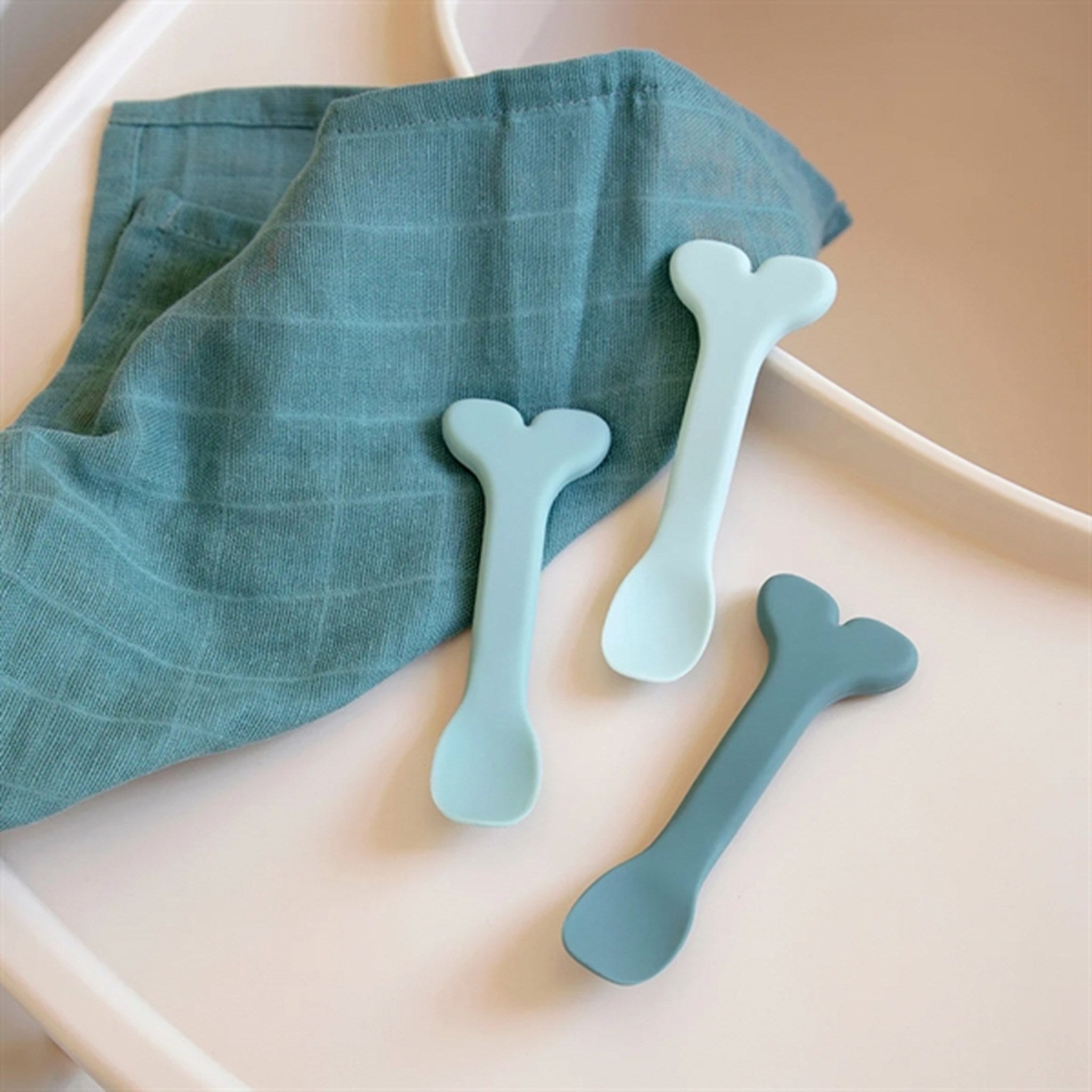 Done by Deer Silicone Baby Spoon Wally Blue 6