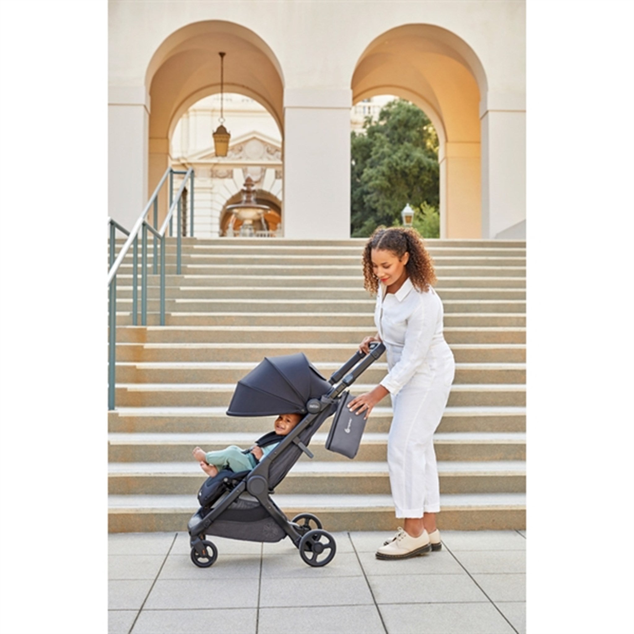 Away Baby Carrier Graphite Grey - Ergobaby → Luksusbaby.com
