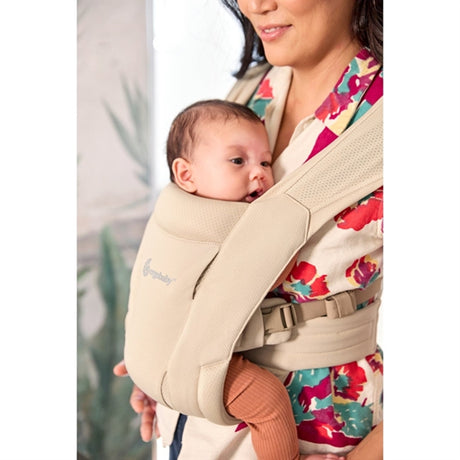 Ergobaby Embrace Soft Air Mesh Cream Beige 2