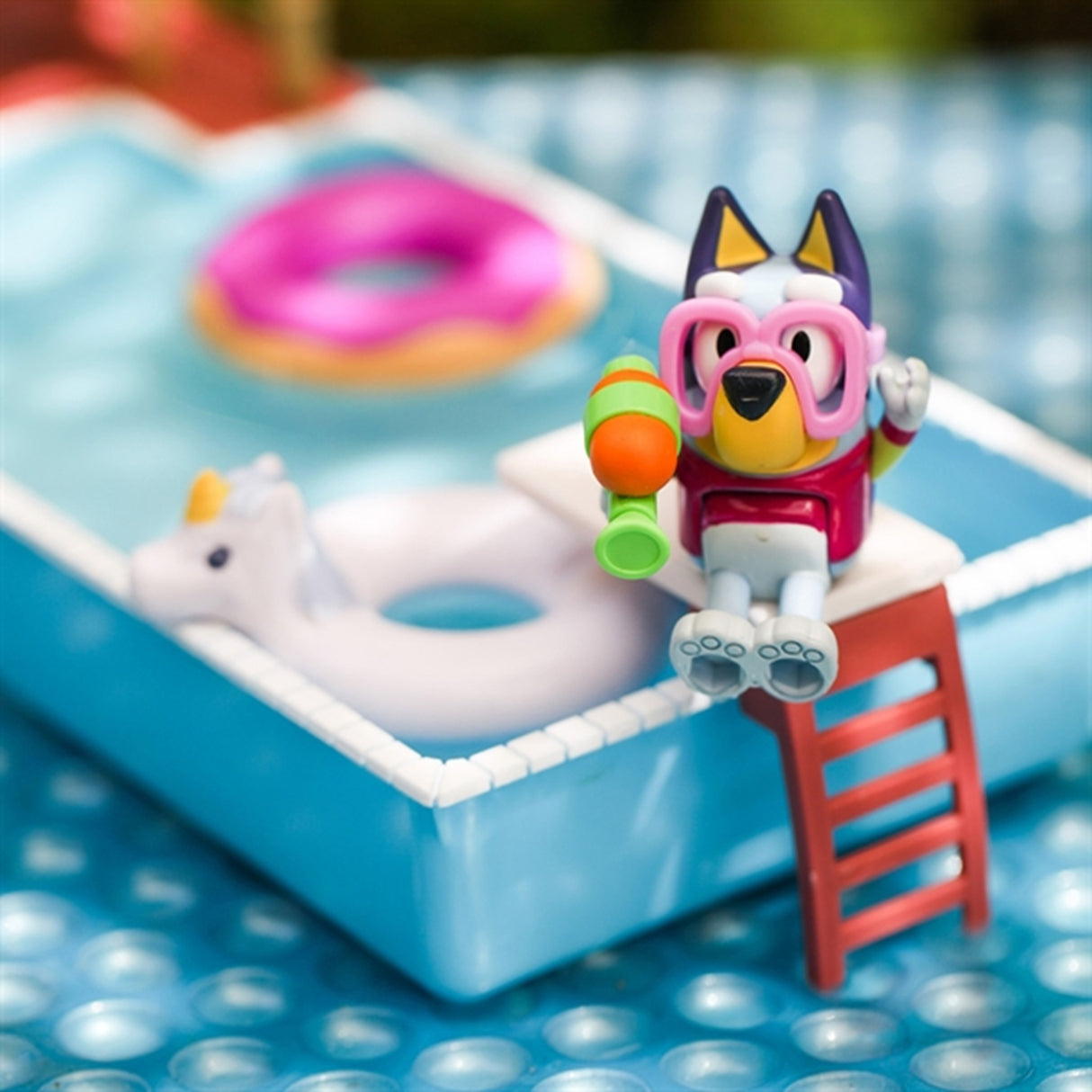 Bluey Pool Time Fun Playset