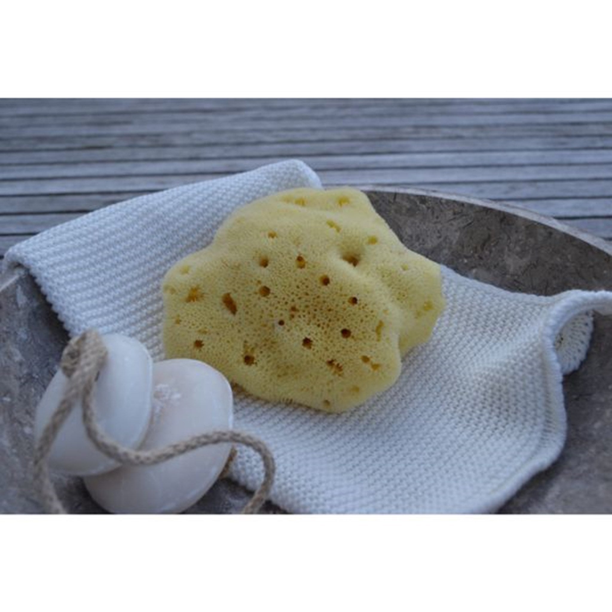 Cocoon Organic Laundry Silk Sponge 7-8 cm 2