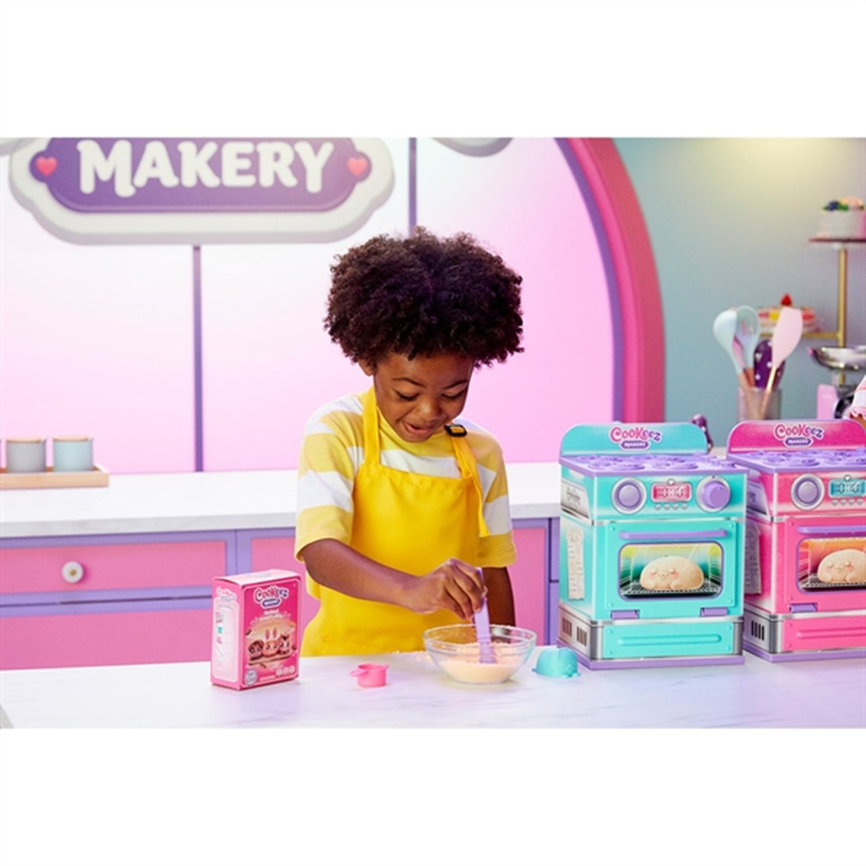 Cookeez Makery Oven Playset Bread