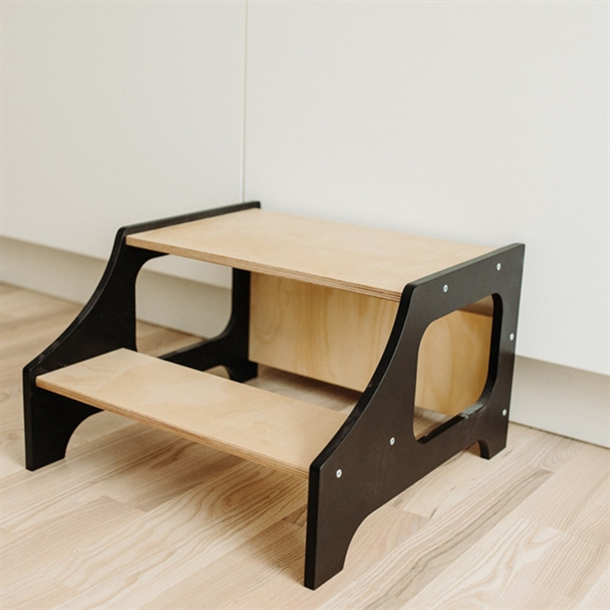 Step Stool Black - Duck Woodworks → Luksusbaby.com – Luksusbaby COM