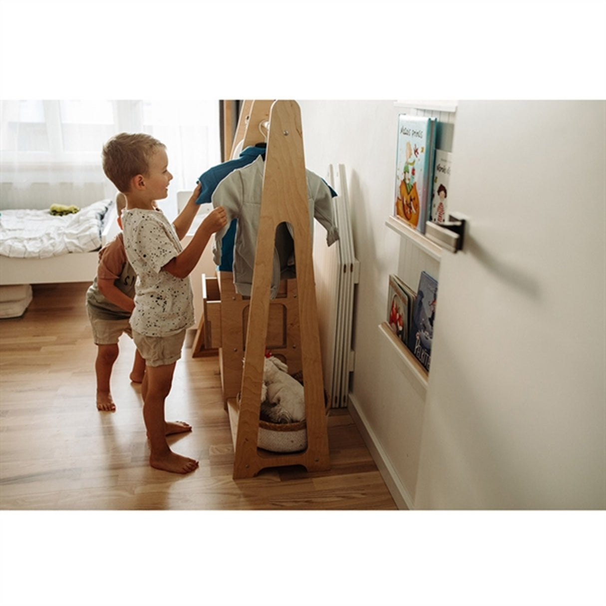 Duck Woodworks Children Wardrobe with Drawers Natural