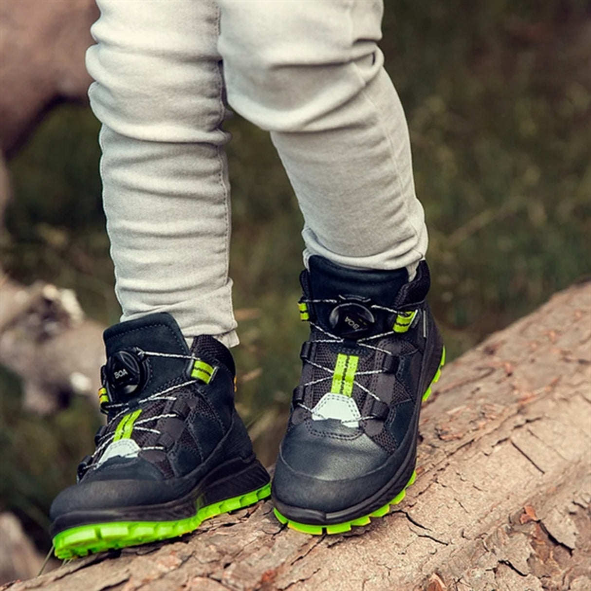 Ecco Exostrike Kids Ankle Boot Black/Black 2