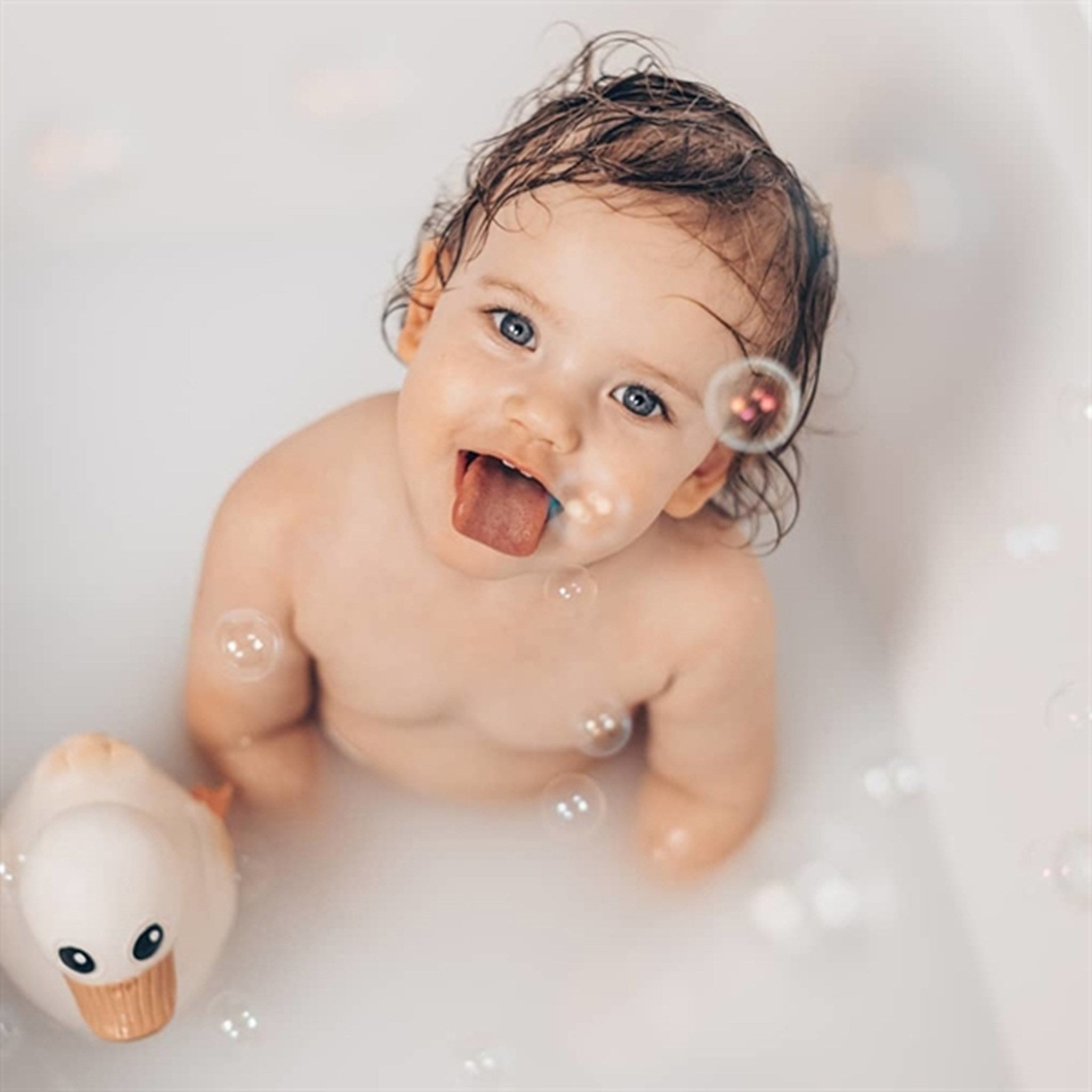 Hevea Kawan Bathing Toy Duck Jumbo 4