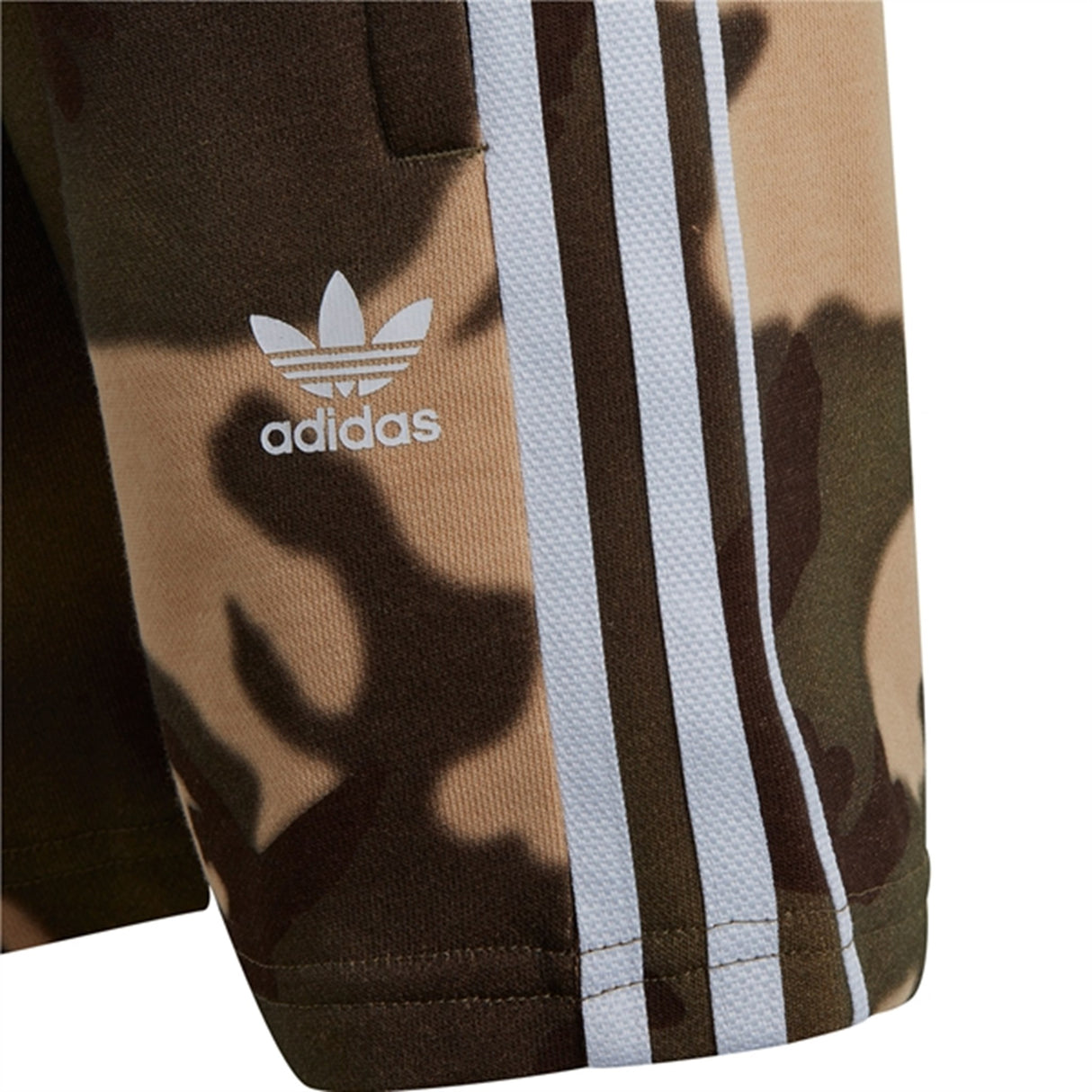 adidas Originals White Shorts Tee Set 5