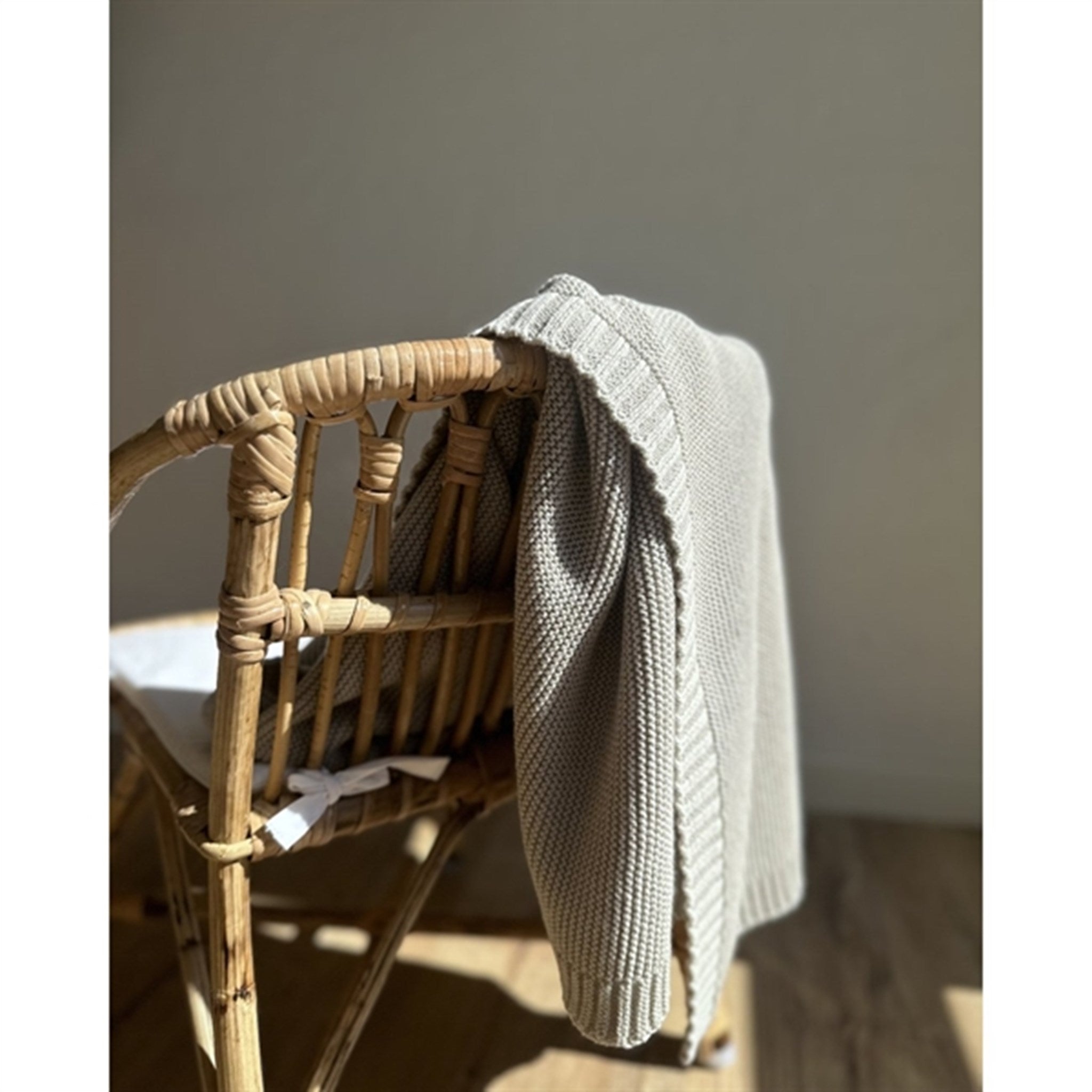 Vanilla COPENHAGEN Knitted Blanket Oyster Grey 2