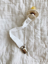 Lalaby Natural White Pacifier Clip 2