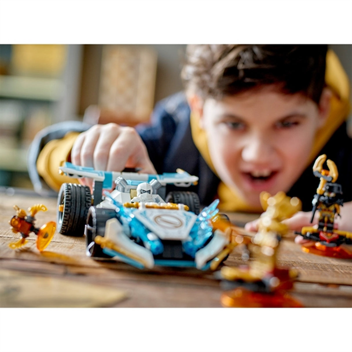 LEGO® NINJAGO® Zane's Dragon Power Spinjitzu Racing Car 3