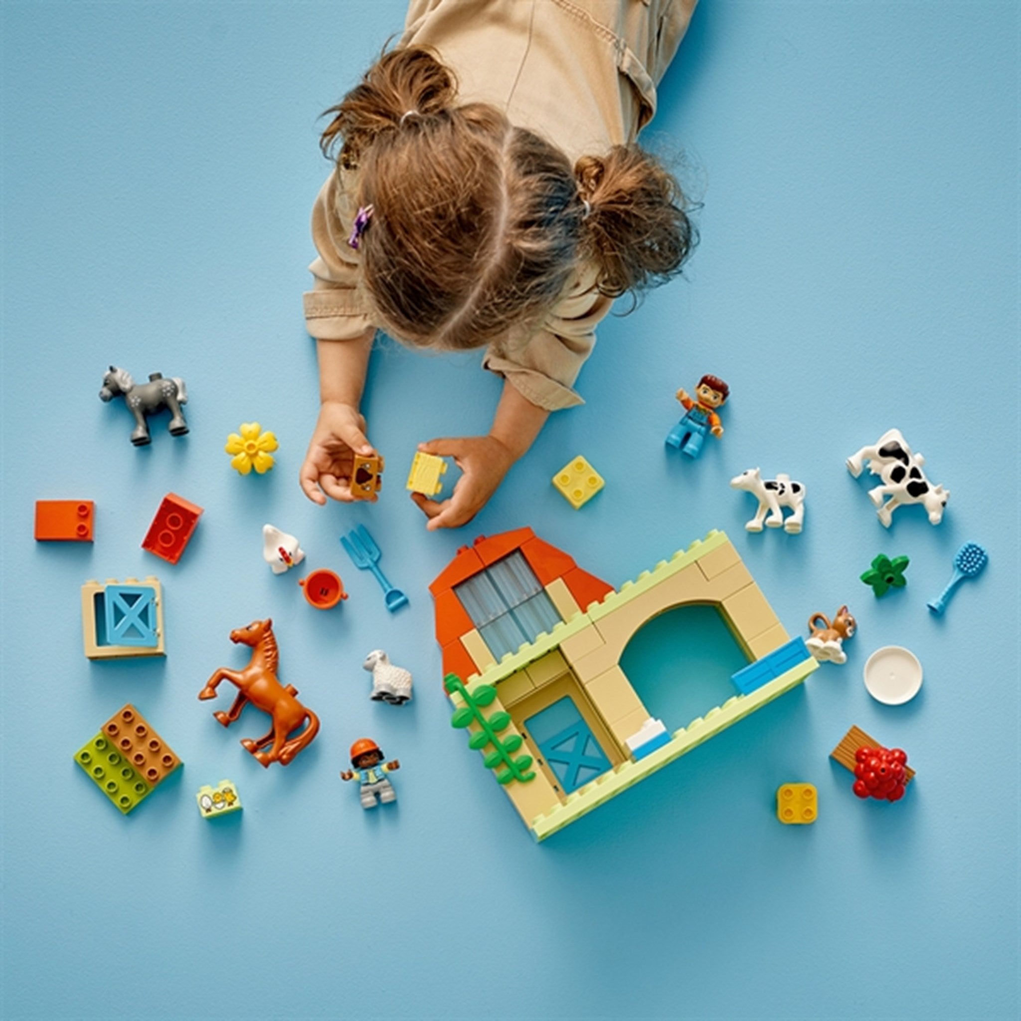 LEGO® DUPLO® Caring for Animals at the Farm 3