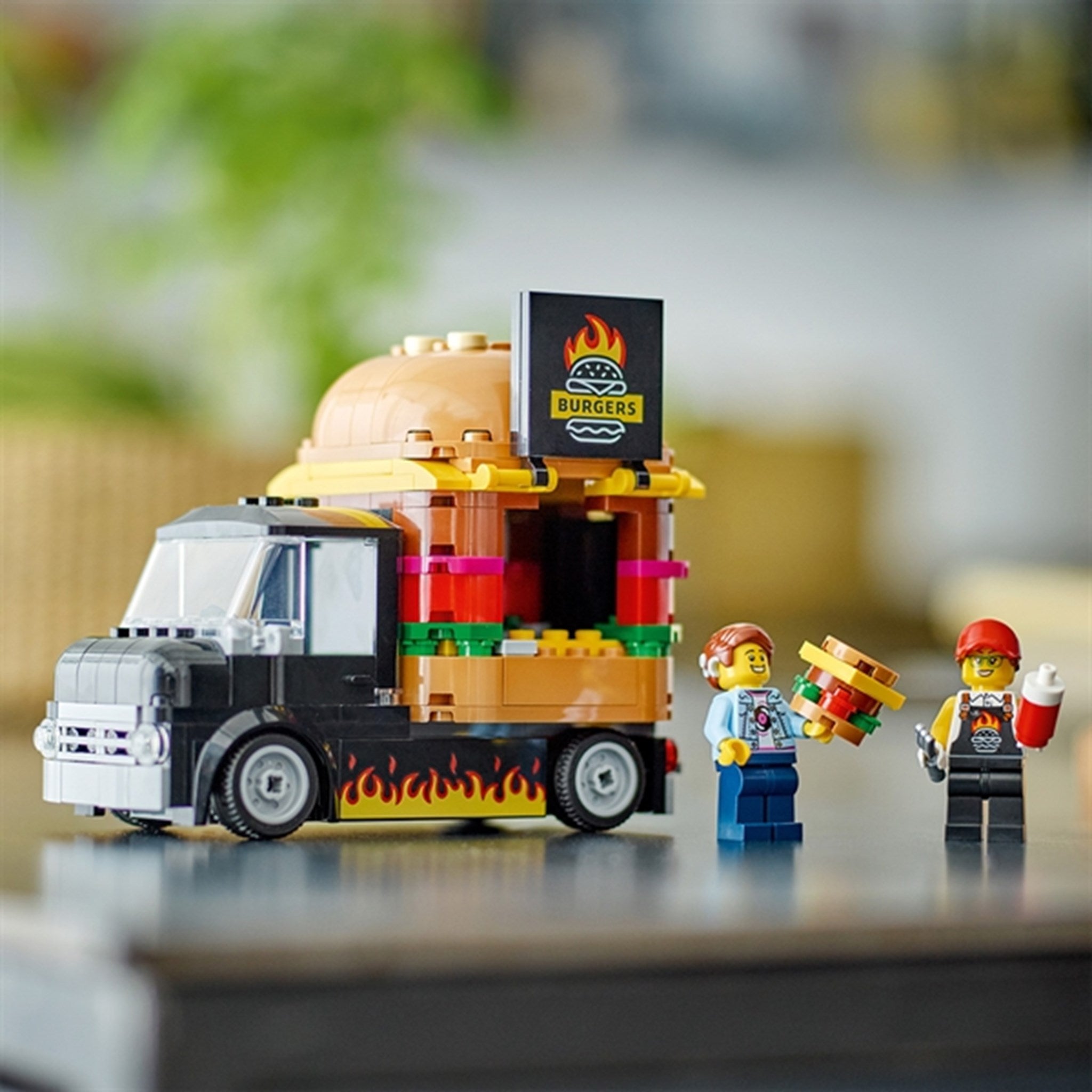 LEGO® City Burger Van 5