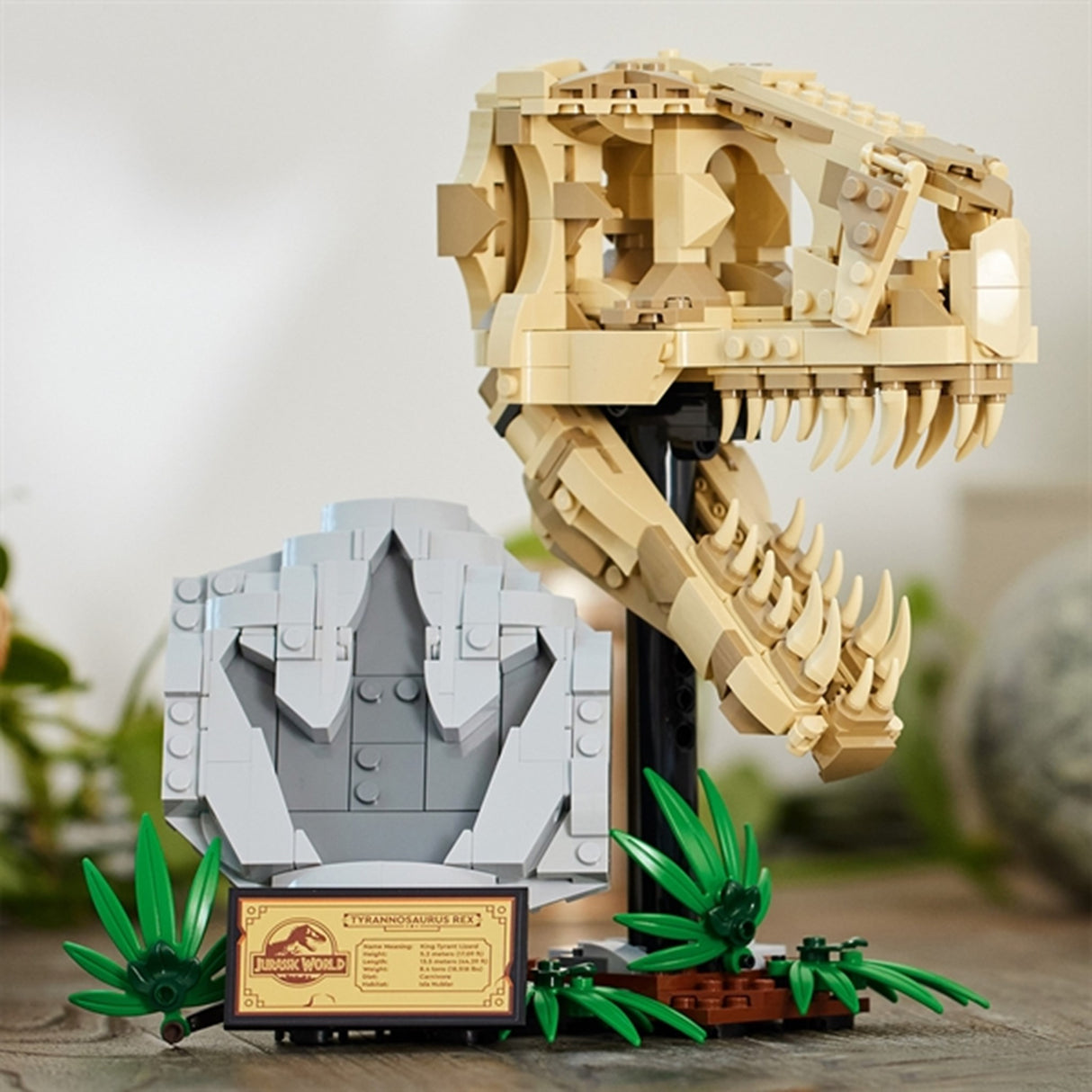 LEGO® Jurassic World™ Dinosaur Fossils: T. Rex Skull 5