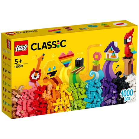 LEGO® Classic Lots of Bricks