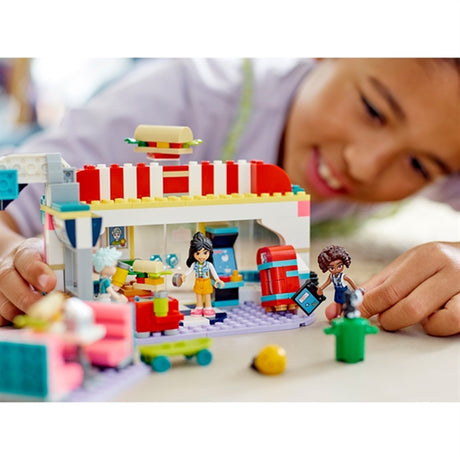 LEGO® Friends Heartlake Downtown Diner