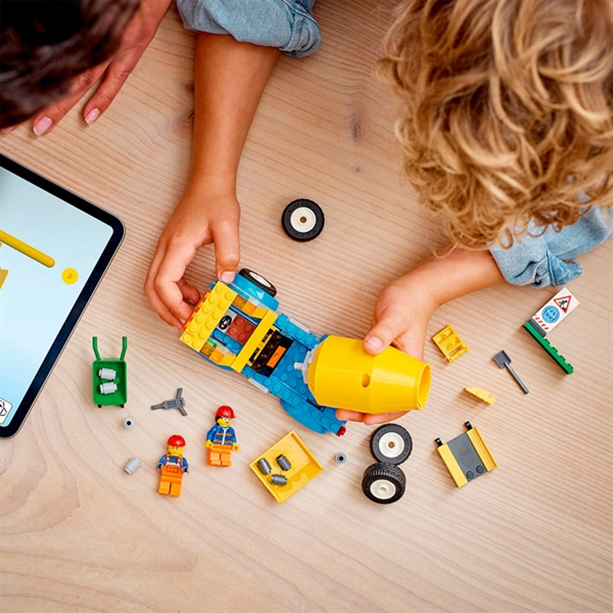 LEGO® City Cement Mixer Truck 4