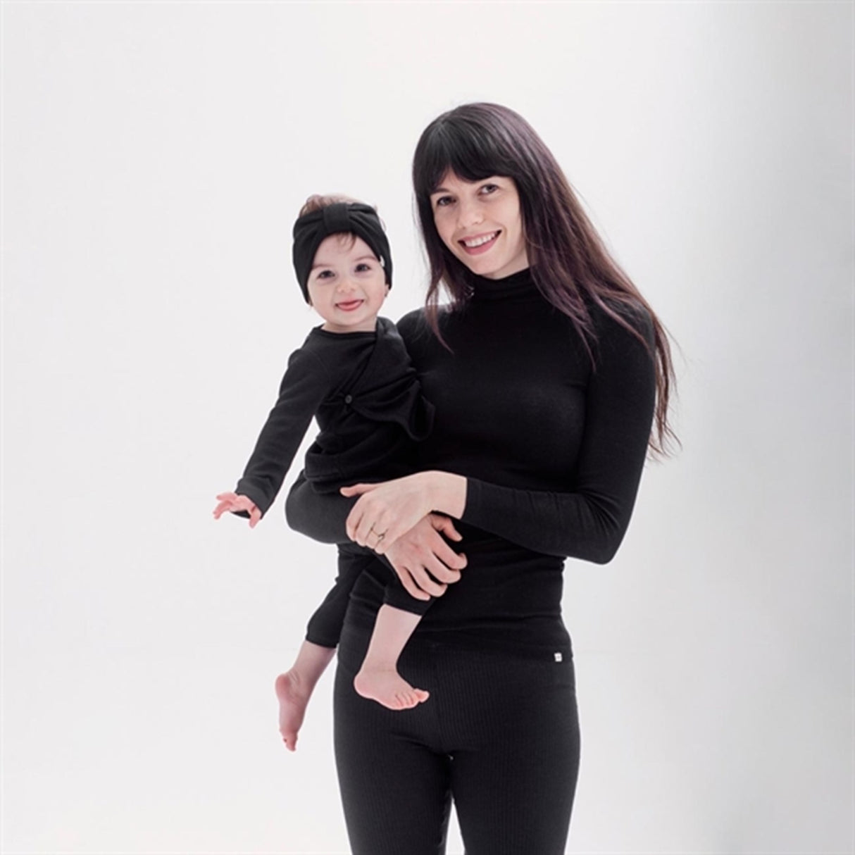 Minimalisma Wool Arona Pants Black 2