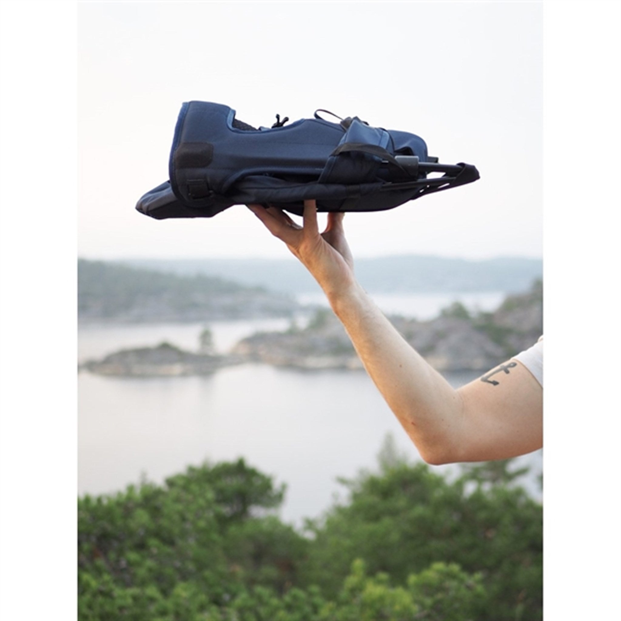 Everyday Carrier Black Navy - MiniMeis → Luksusbaby.com