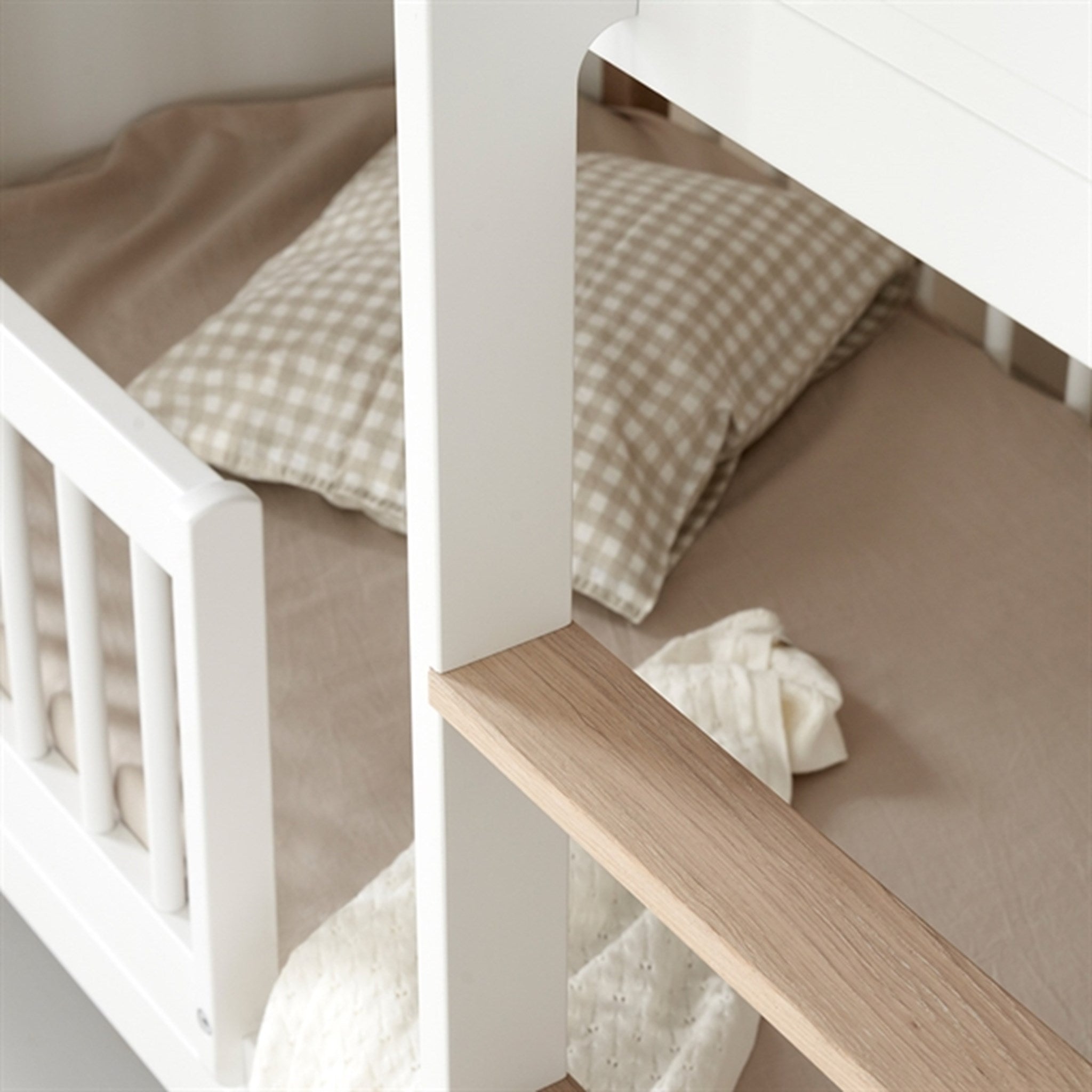 Oliver Furniture Wood Mini+ Bunk Bed White/Oak 2