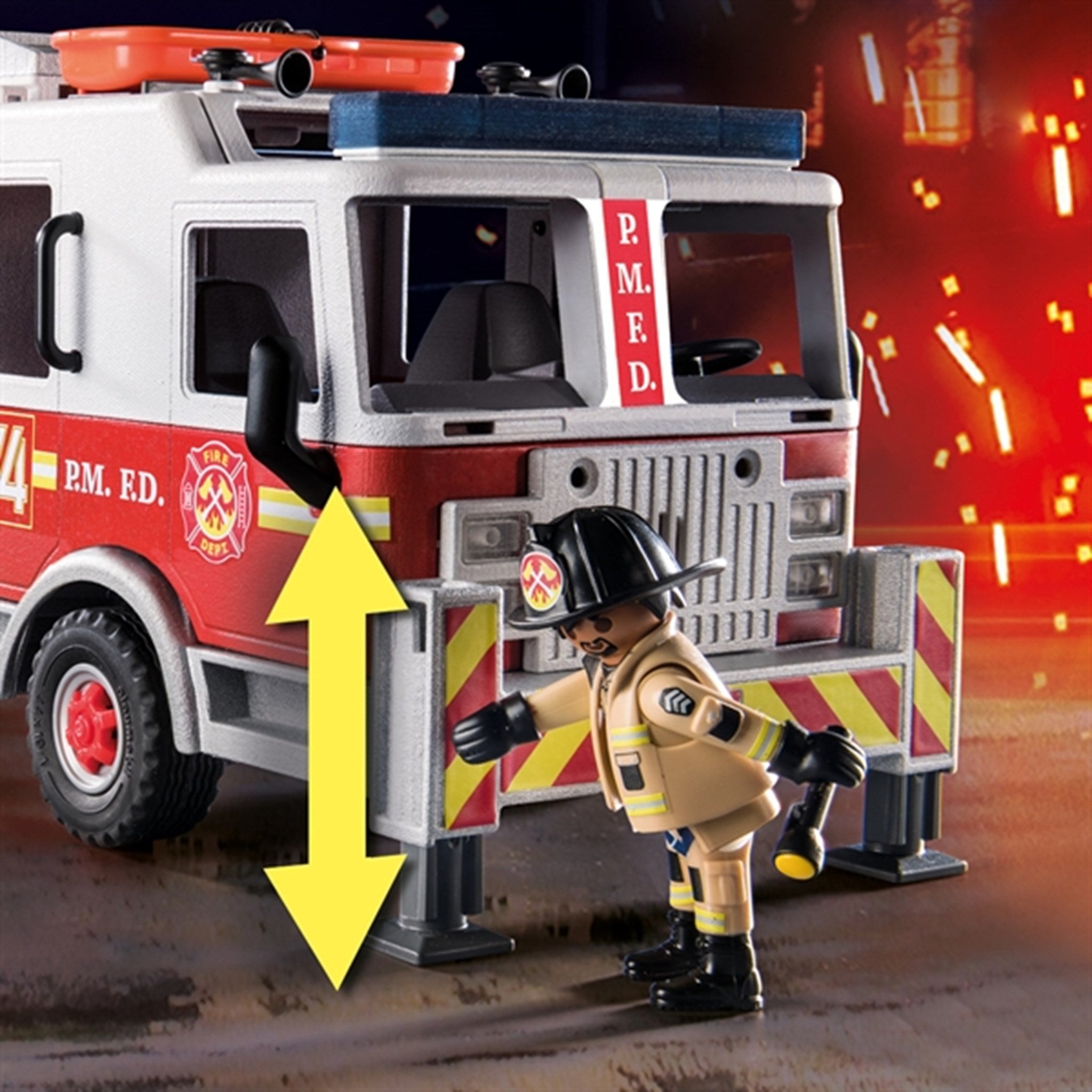 Playmobil® City Action - US Fire Engine with Tower Ladder 2