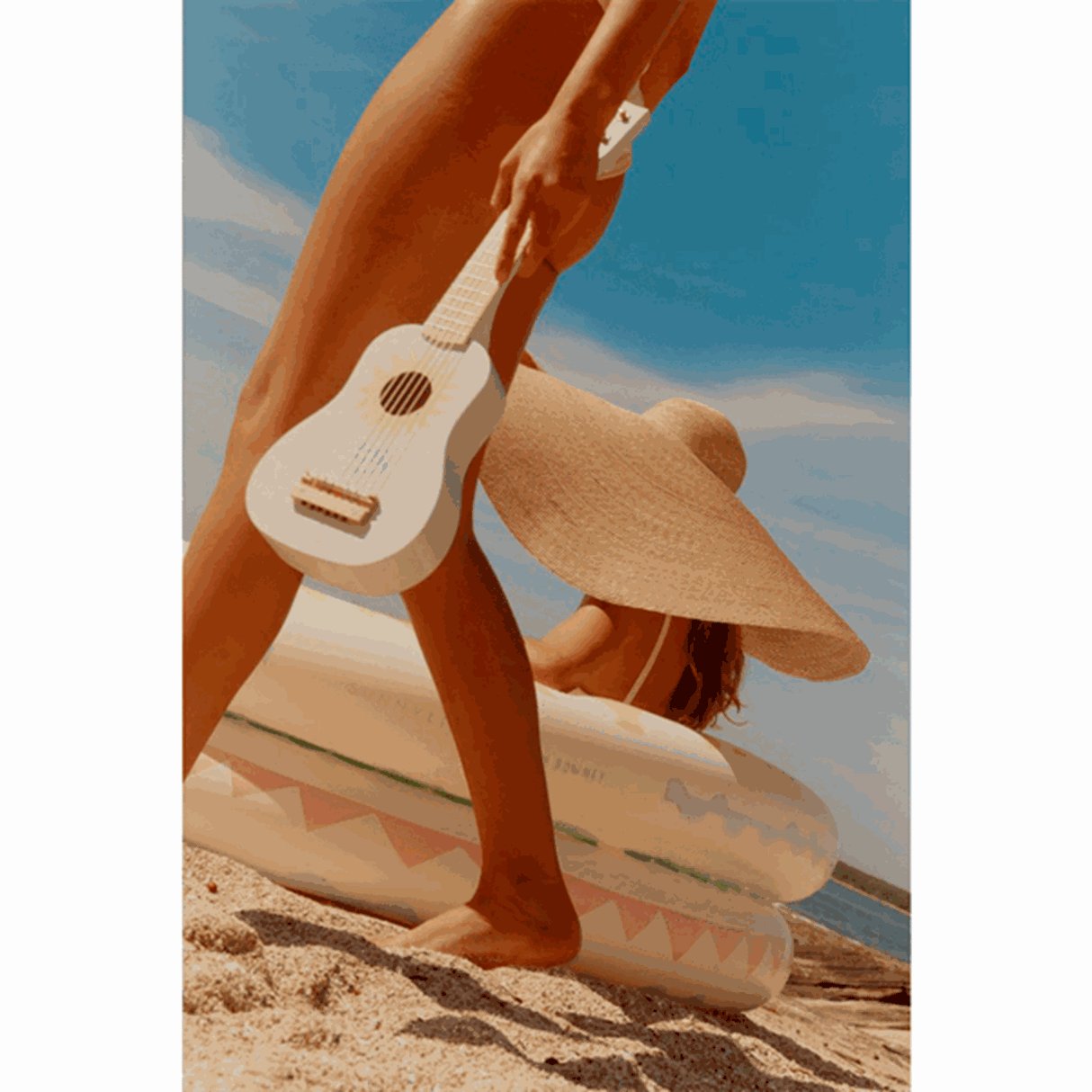 SunnyLife Recycled Bio Backyard Miami Fiesta Mariposa