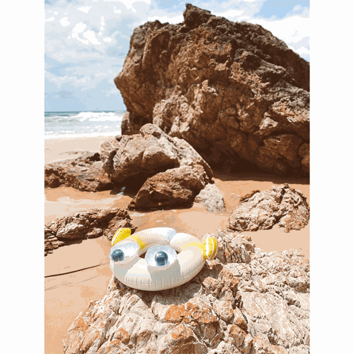 SunnyLife Mini Float Ring Monty the Monster 5